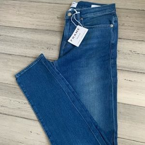 Frame blue classic skinny jeans sz 30
